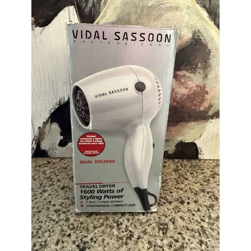 Vidal Sassoon Small Travel Hair Dryer, Model VS 513 1600 Watts Vintage / NOS